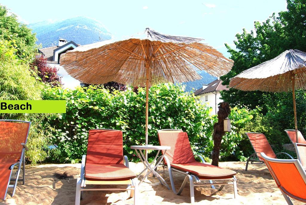 Hotel Bamboo Coldrano Eksteriør billede