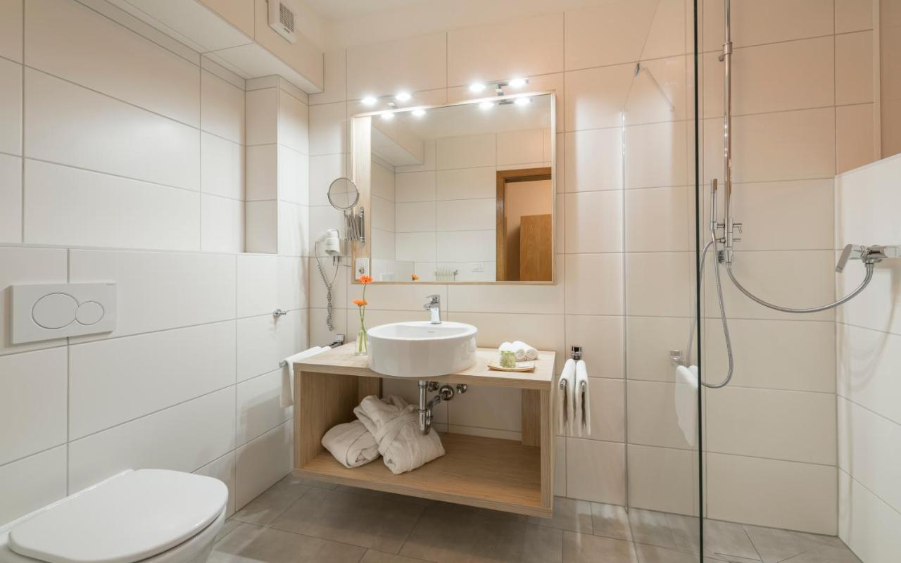Hotel Bamboo Coldrano Eksteriør billede